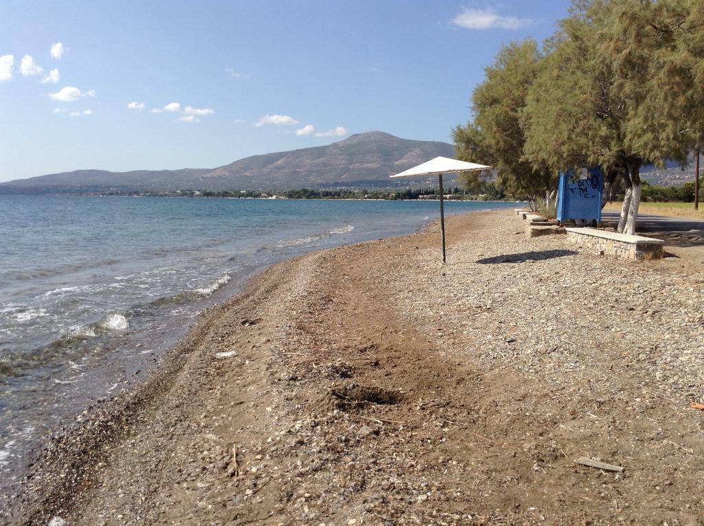 Villa Vlichos Amarynthos Luaran gambar