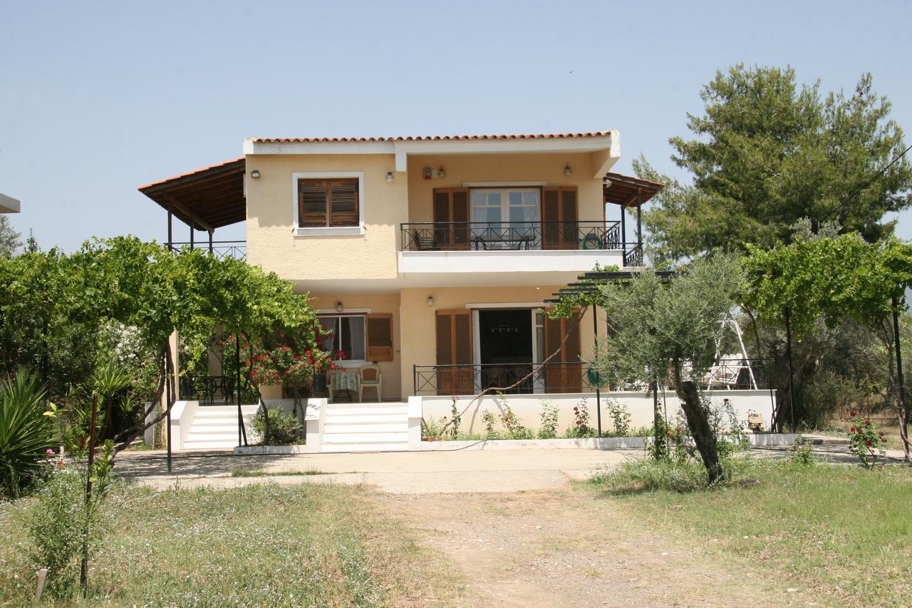 Villa Vlichos Amarynthos Luaran gambar