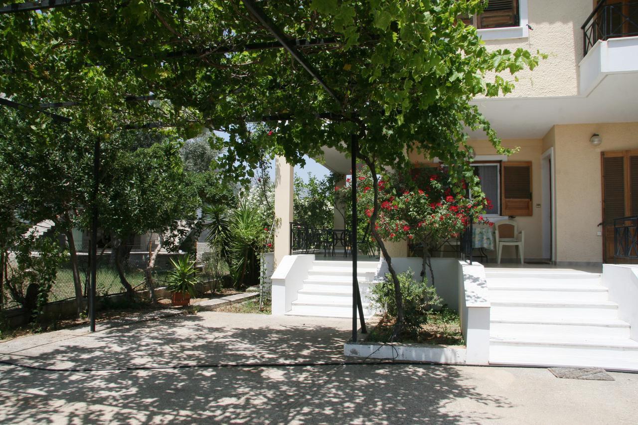Villa Vlichos Amarynthos Luaran gambar